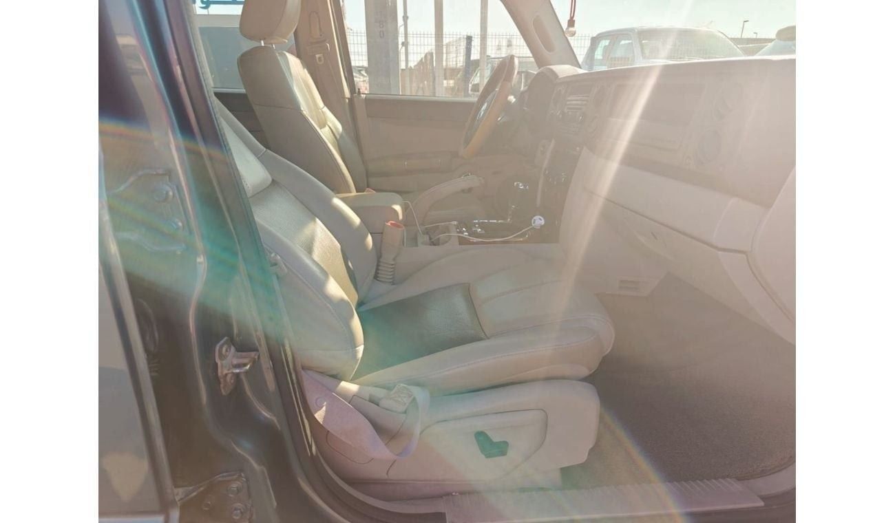 جيب كوماندر 4.7L PETROL 4WD AUTOMATIC TRANSMISSION