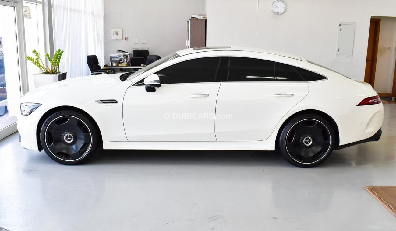 مرسيدس بنز ايه ام جي جي تي 43 Turbo