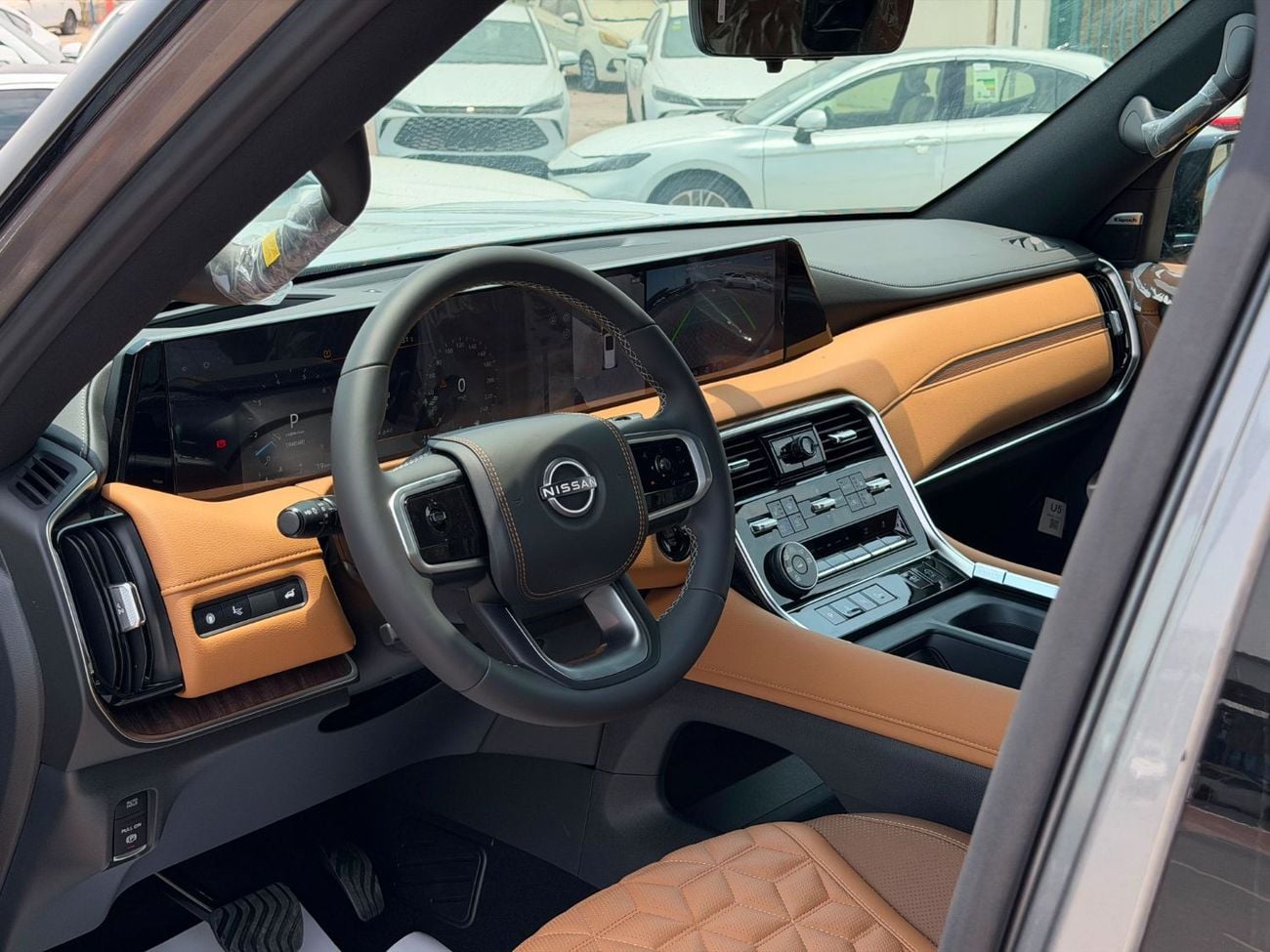 نيسان باترول LE PLATINUM CITY LE PLATINUM 3.5L Petrol V6 2026 Export Price @ 368,000 AED