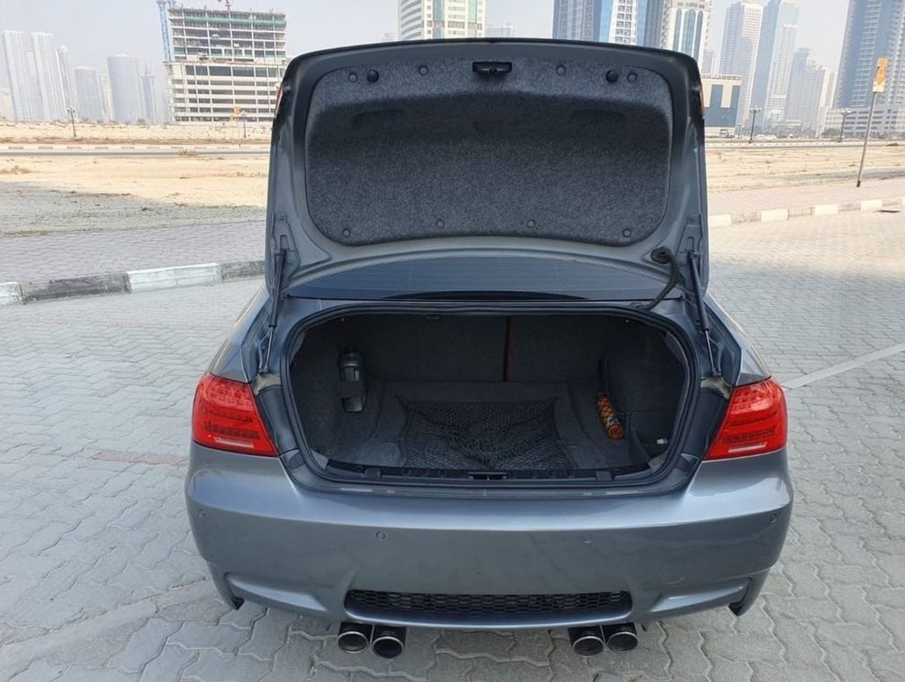 بي أم دبليو 320 Coupe