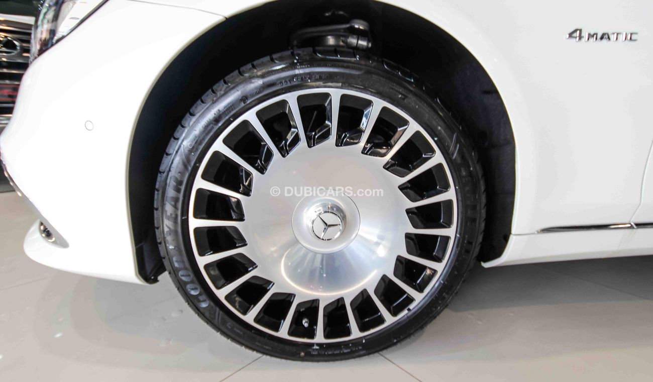 مرسيدس بنز S 560 Maybach