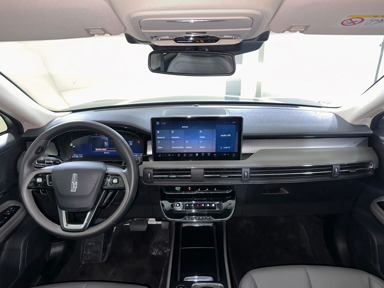 Lincoln Corsair PREMIER COR124/AL TAYER MOTORS/ AL QOUZ SHOWROOM