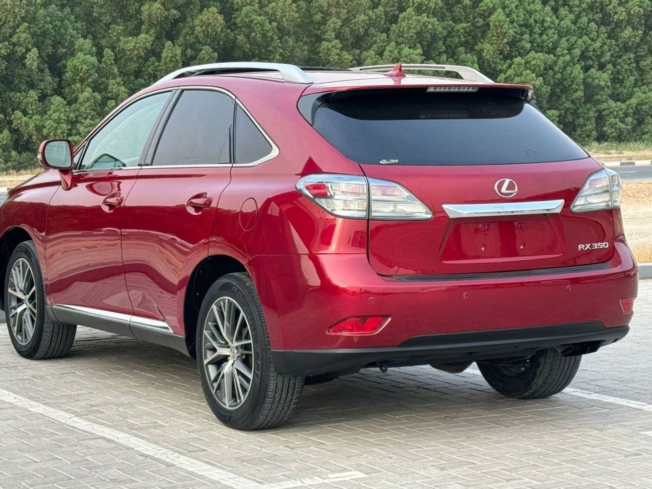 لكزس RX 350 بريمير بحالة ممتازة من الداخل و الخارج