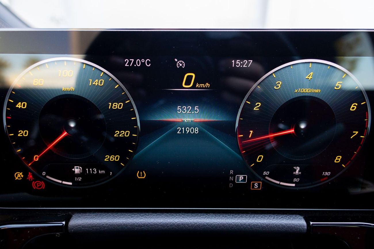 Mercedes-Benz GLA 200 Premium 1.4L