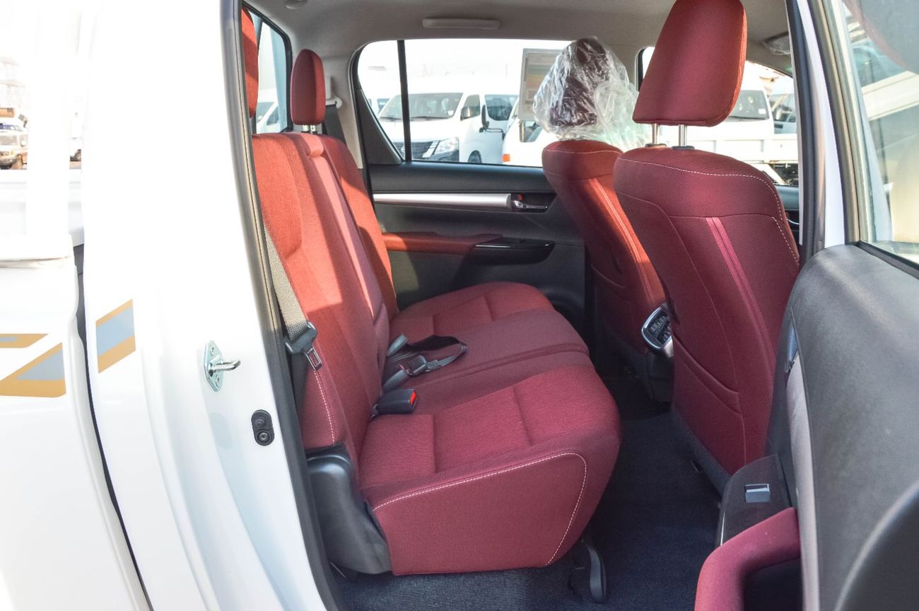 Toyota Hilux TOYOTA HILUX 2.7L RWD PETROL PICKUP 2025