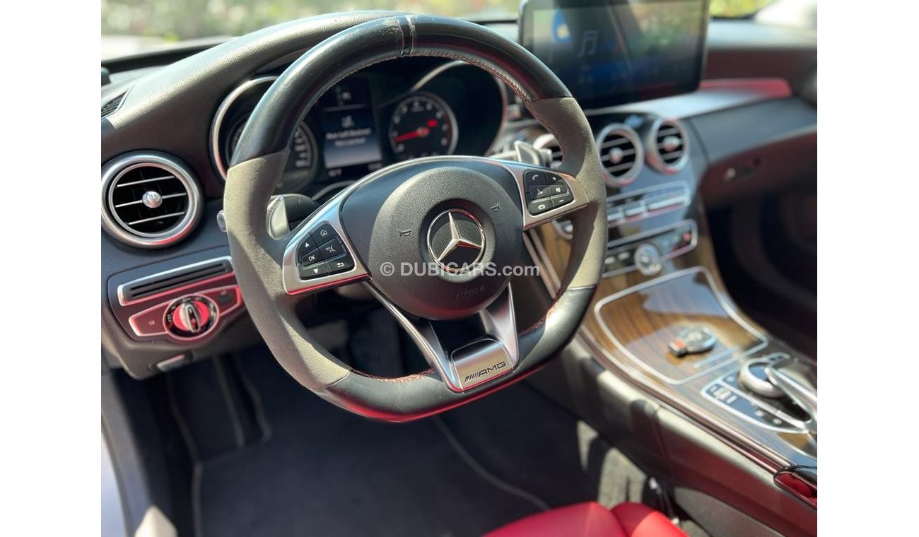 Mercedes-Benz C 300 Std MERCEDES BENZ C300 2016 FULL OPTION PANORAMIC DEALER WARRANTY