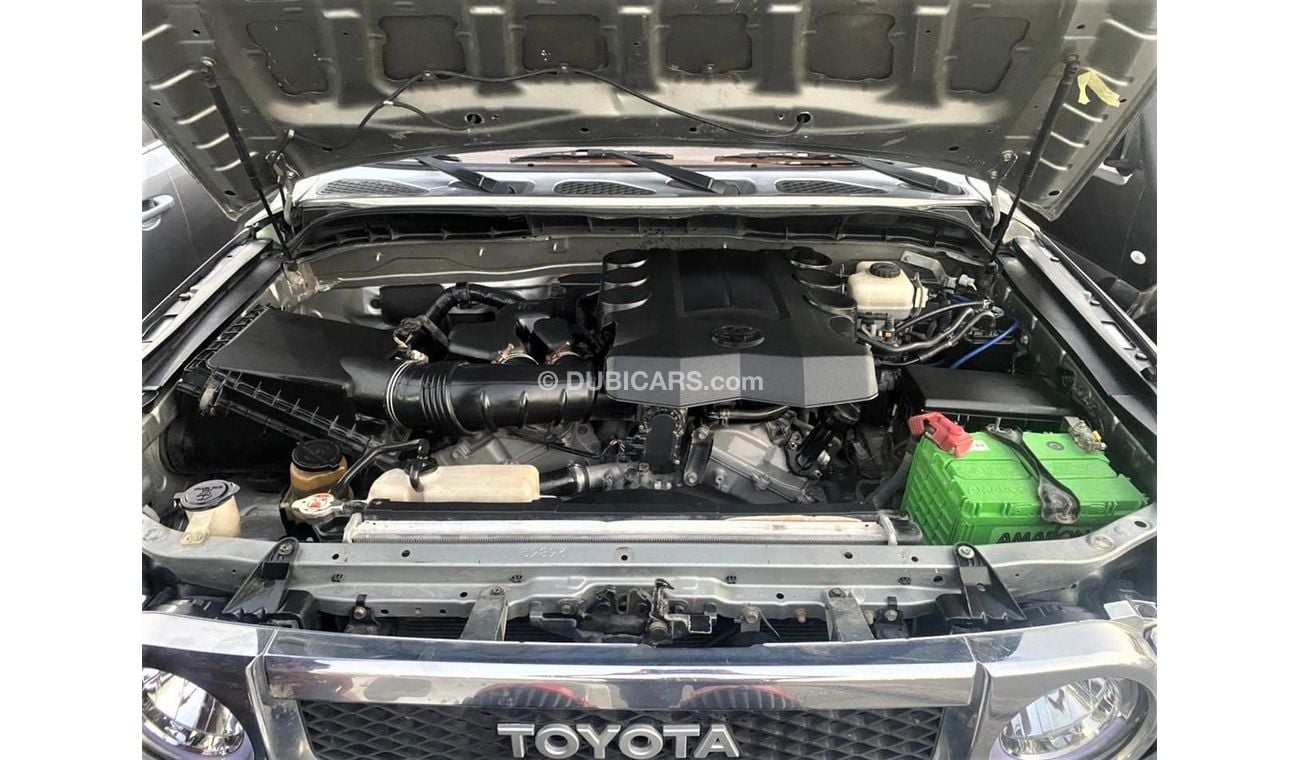 تويوتا إف جي كروزر تويوتا اف جي 2010 فل اوبشن معدل