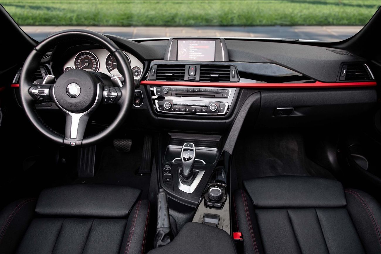 بي أم دبليو 420i سبورت لاين Convertible M-Kit | 1,762 P.M  | 0% Downpayment | Excellent Condition!