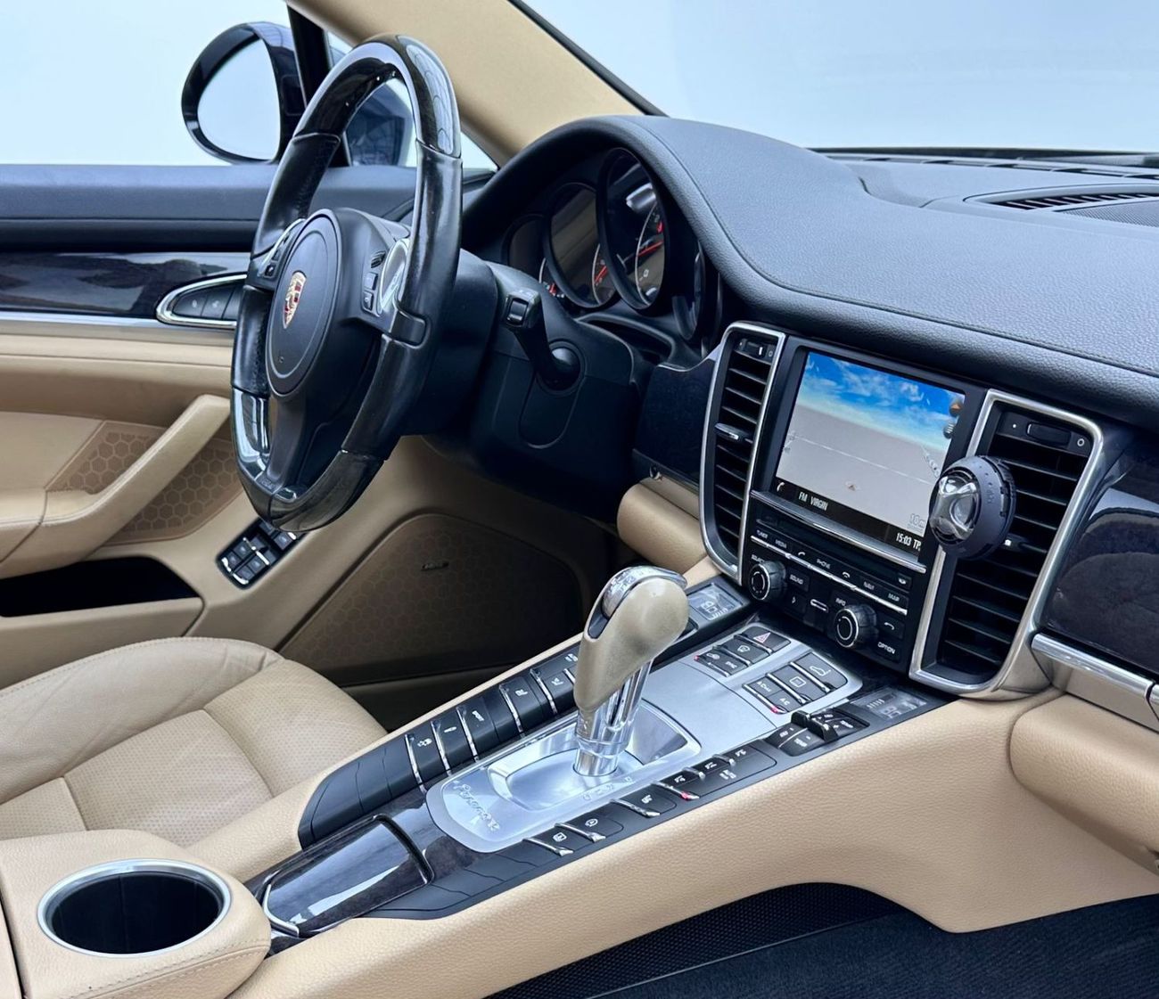 بورش باناميرا 2016 Porsche Panamera Edition, Excellent Condition, GCC