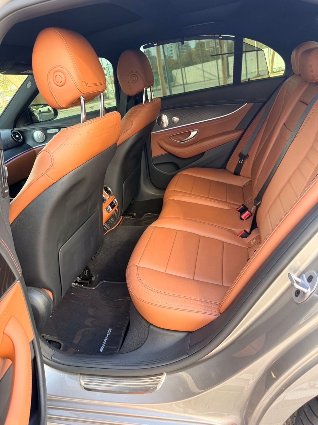 مرسيدس بنز E300