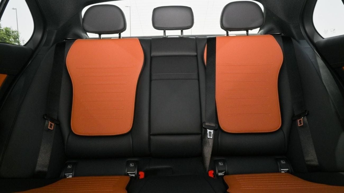 Mercedes-Benz C 200 Mercedes-Benz C200 Night Package - 1.5L Turbocharged - HUD - 2024 Brand New