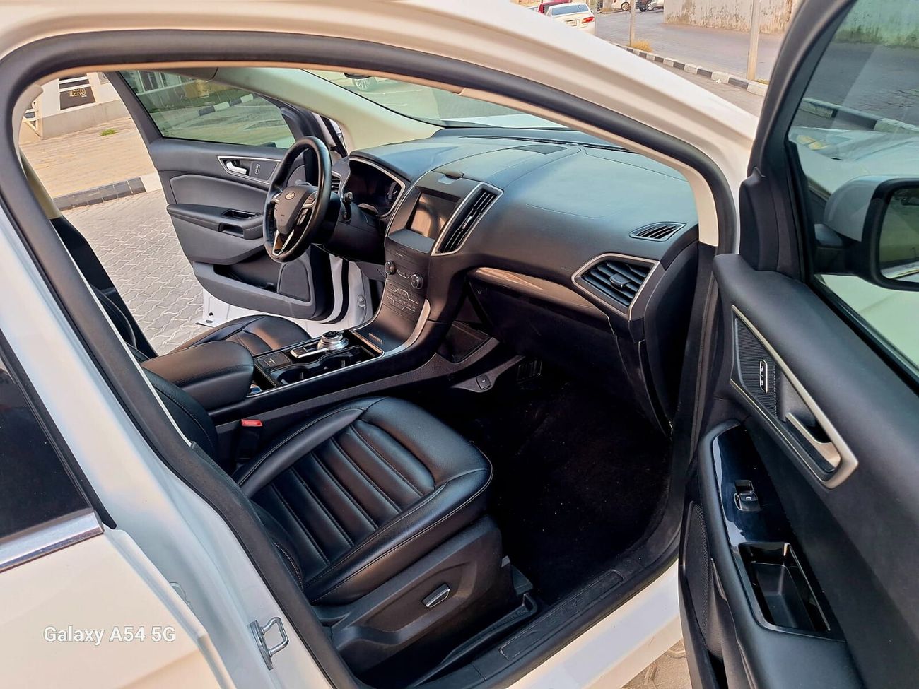 Ford Edge 2019 SEL – 2.0L EcoBoost FWD (245 HP)