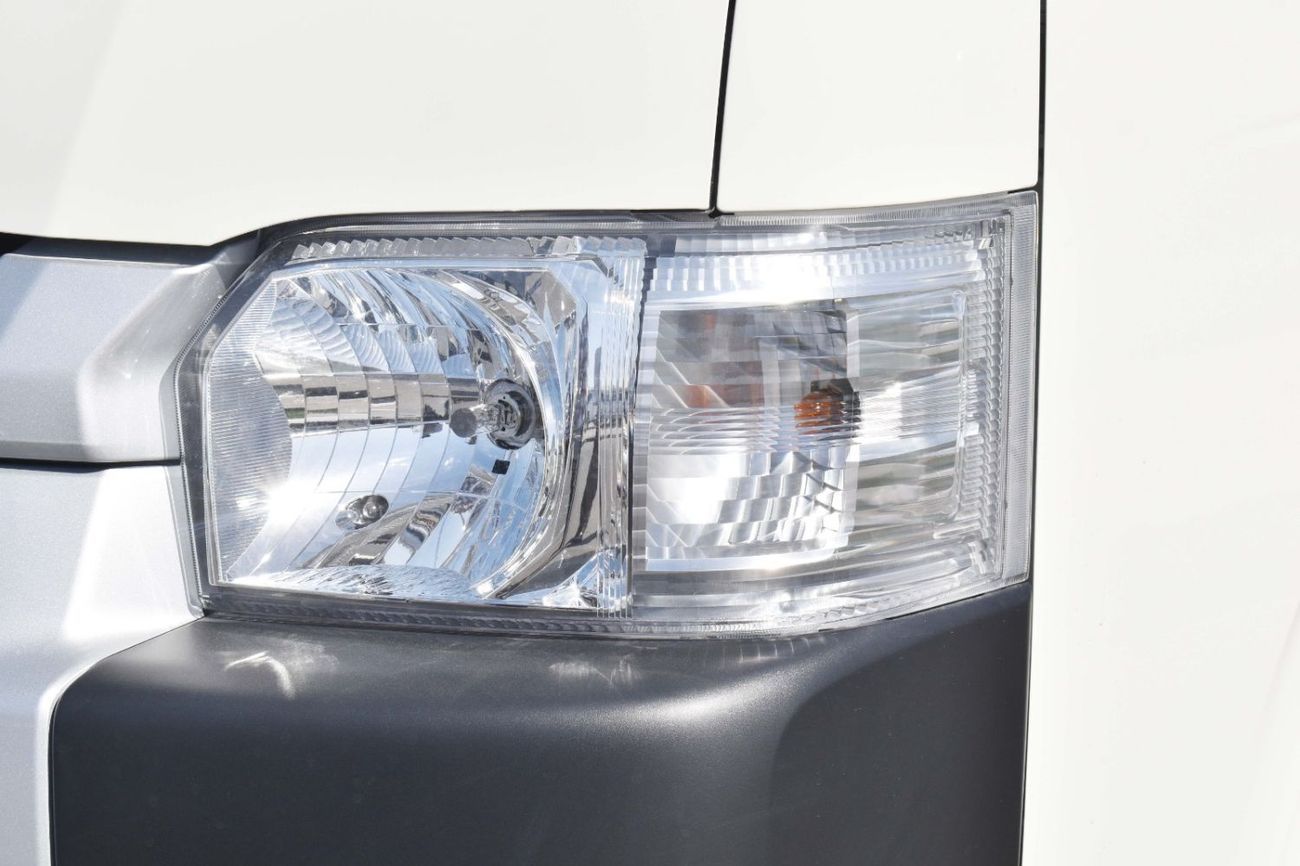 تويوتا هاياس GLS -High Roof  Panal Van 2.7L