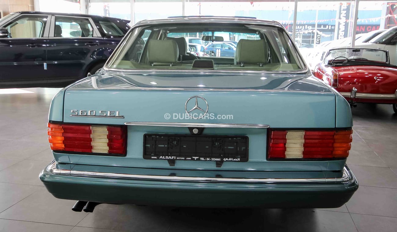 مرسيدس بنز 560 SEL