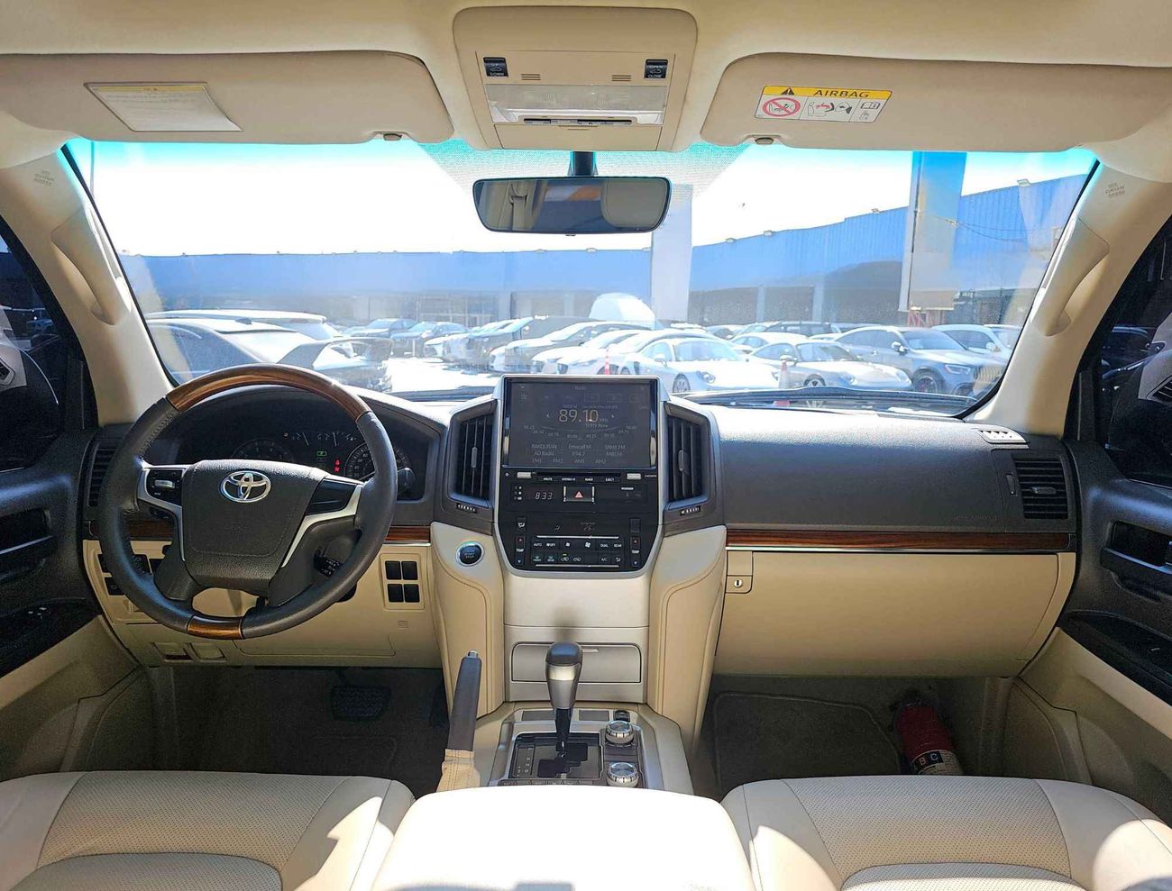 Toyota Land Cruiser GXR // V8 // 4.6L // FULL OPTION (LOT # 56732)