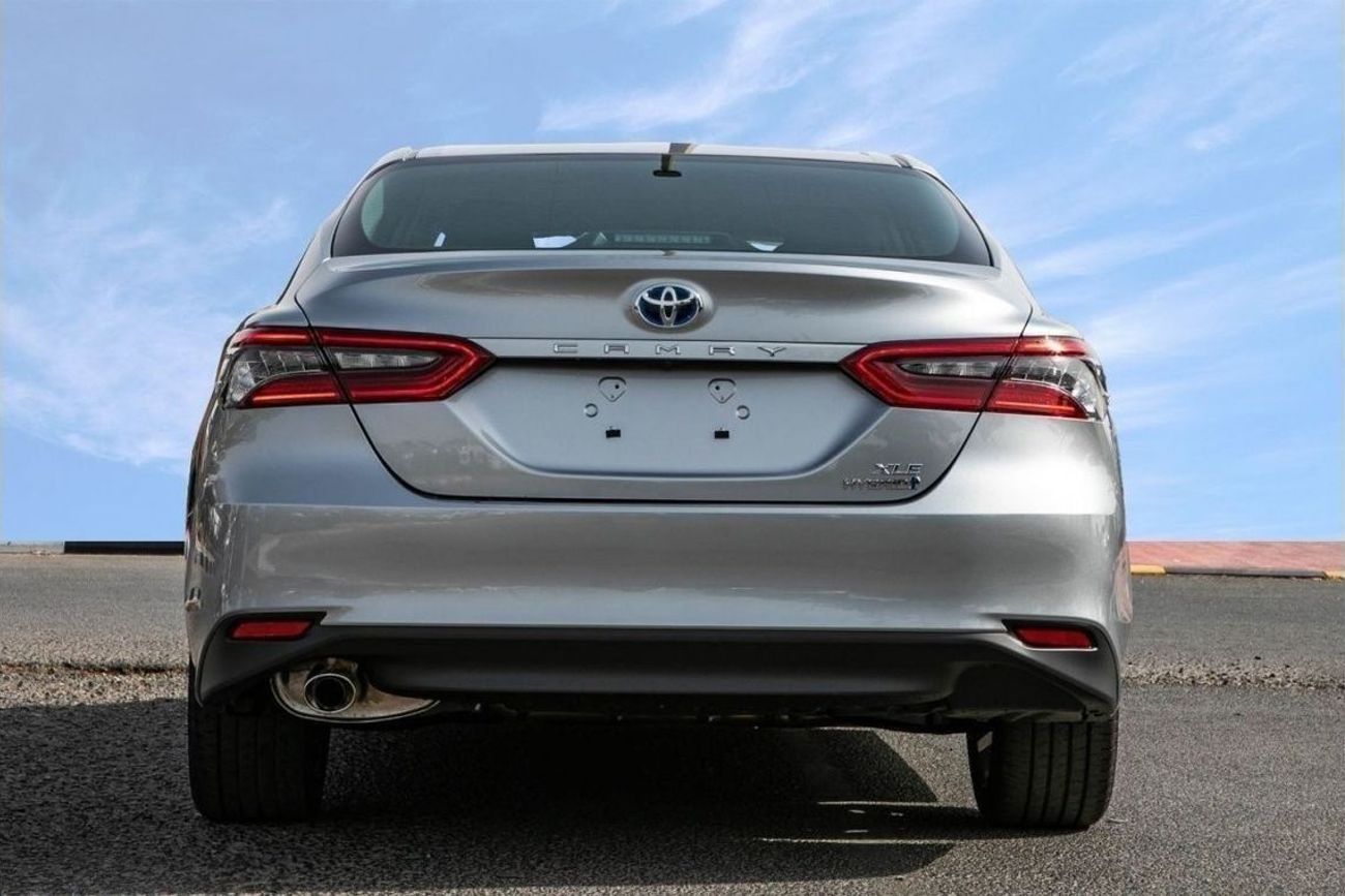 تويوتا كامري Lumiere Hybrid TOYOTA CAMRY 2.5L HYBRID XLE HI A/T PTR Export Only 2022 Model Year