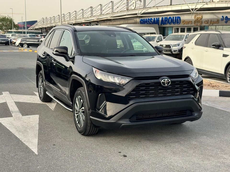 Toyota RAV4 LE