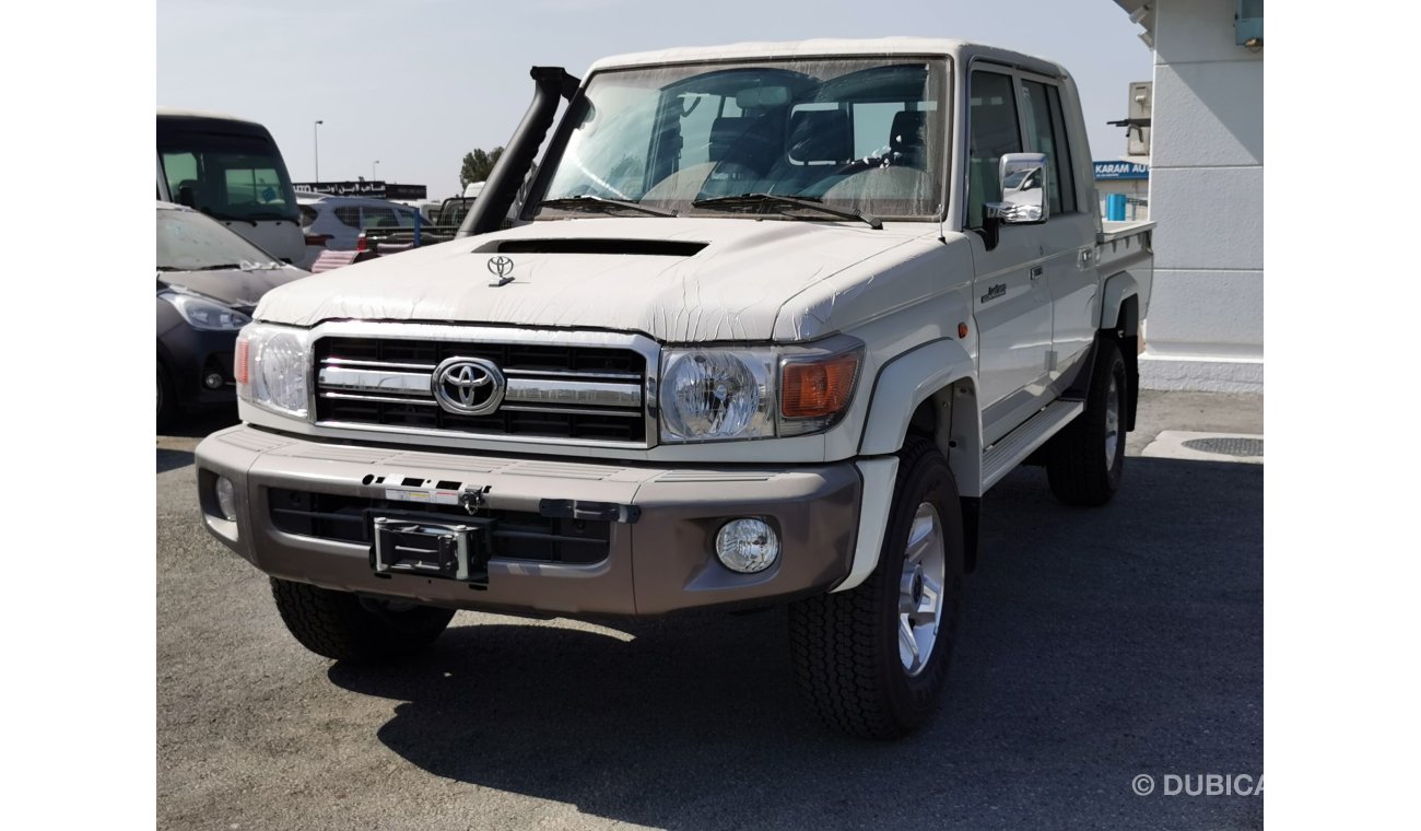 Toyota Land Cruiser Pick Up DOUBLE CABIN DIESEL WITH WINCH, DIFF LOCK AND ALLOY WHEELS WOODEN STEERING V8 ENGINE EXPORT ONLY....