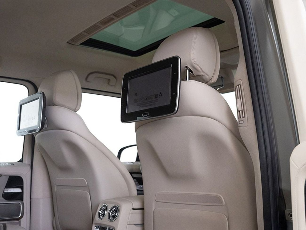 مرسيدس بنز G 63 AMG 2023 Mercedes-Benz G63 / Mercedes Warranty / GCC