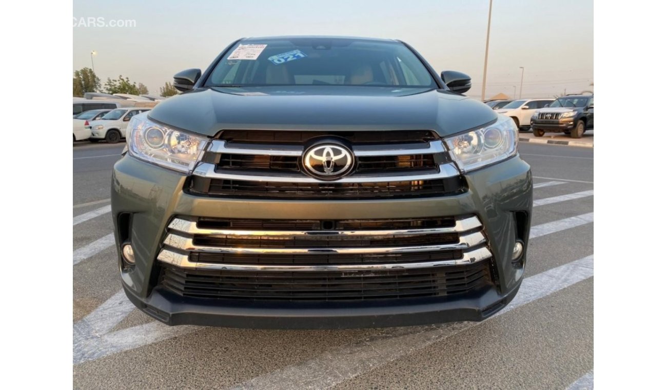 تويوتا هايلاندر 2017 TOYOTA HIGHLANDER LE / Mid Option