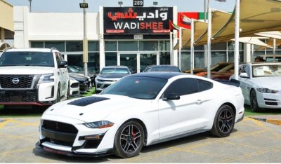 Ford Mustang EcoBoost Mustang V4 turbo 2017/Shelby lit/Leather Interior/Very good Condition