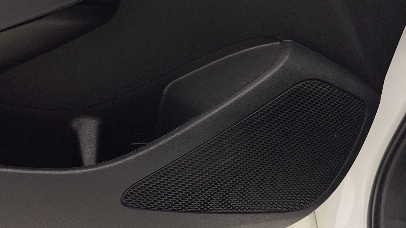 تويوتا كورولا XLI 1.6 | بدون دفعة مقدمة | اختبار القيادة في المنزل