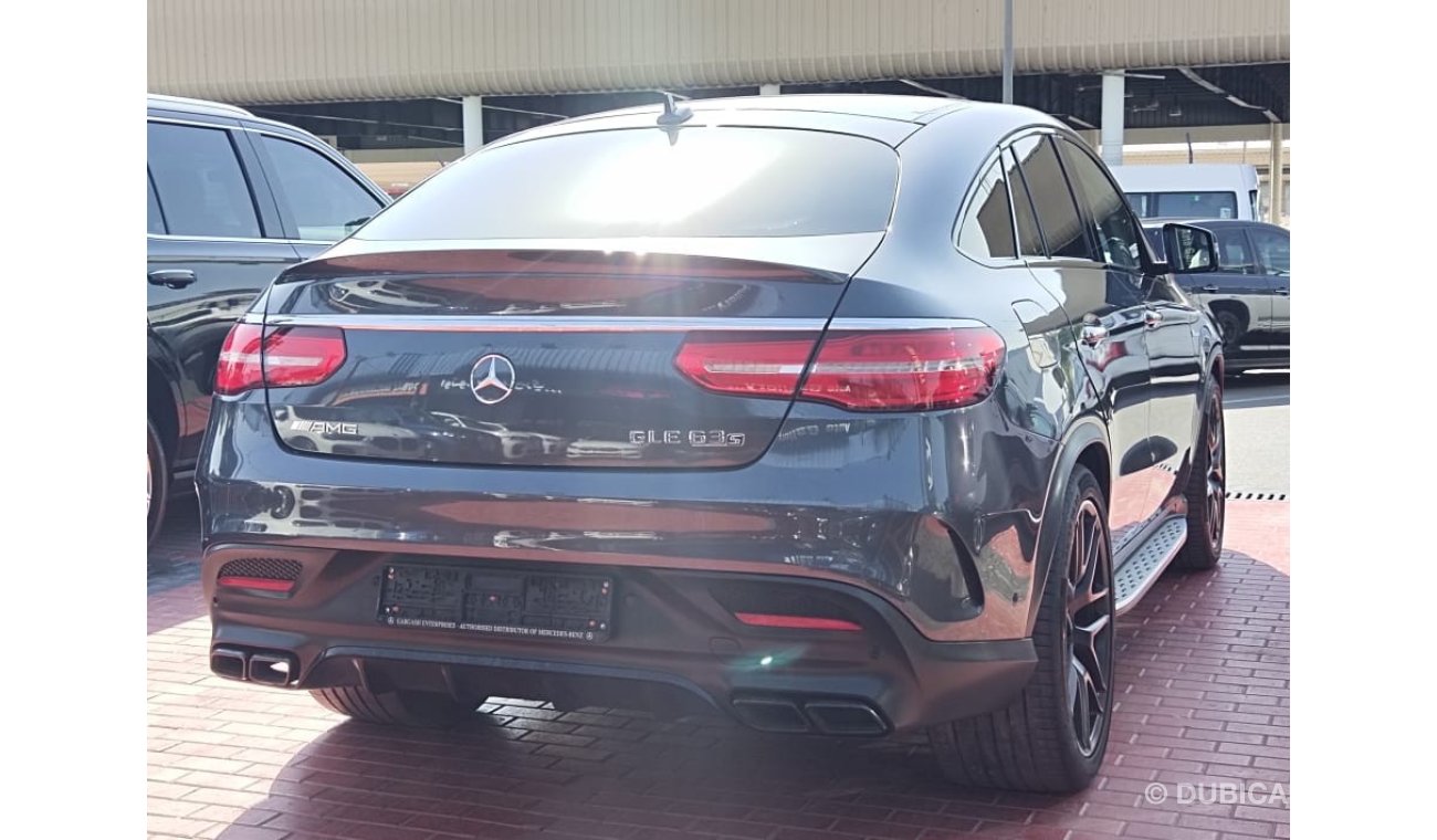 مرسيدس بنز GLE 63 AMG s Coupe 5.5L Full Option 2016 GCC