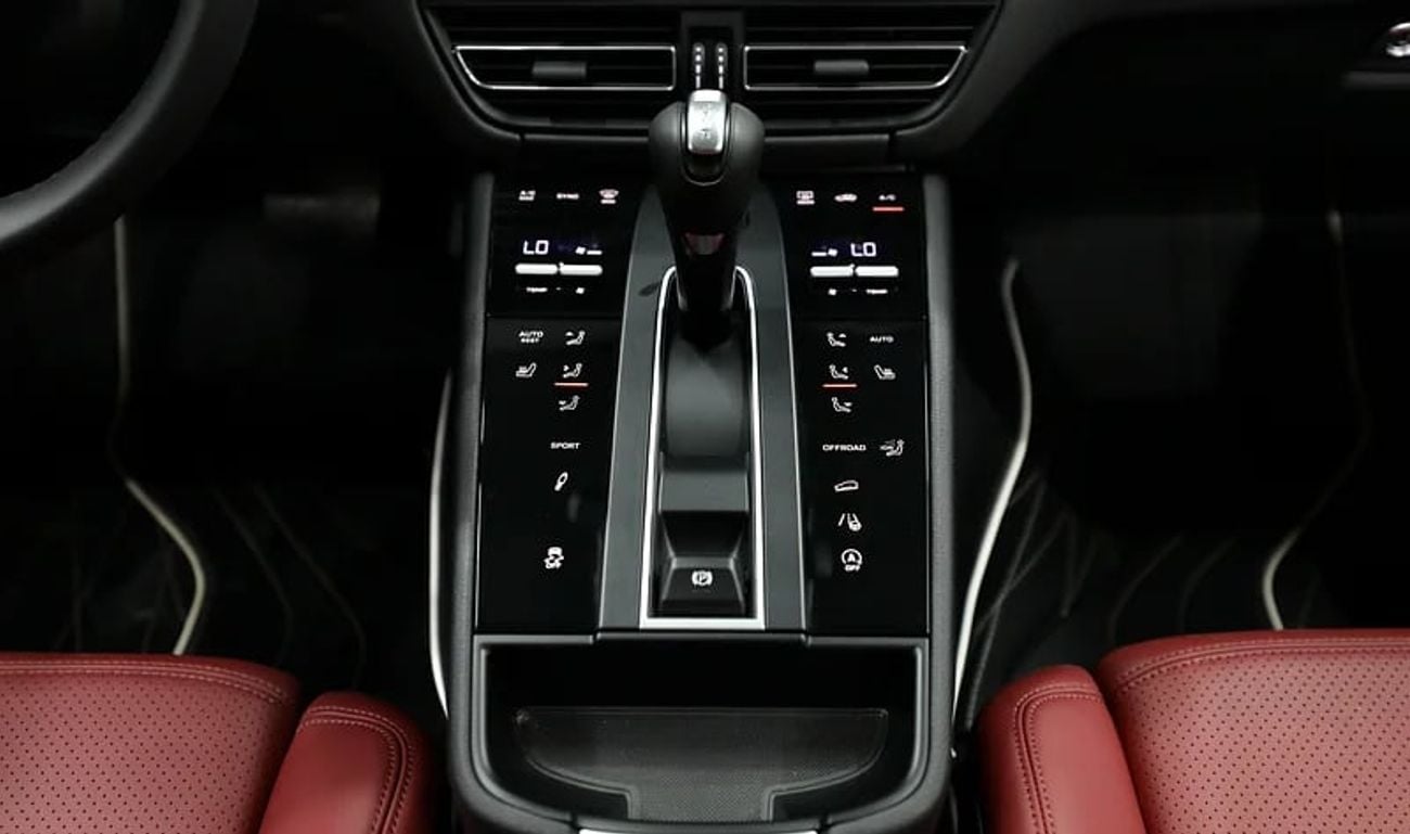 Porsche Macan Accident Free | 2,900 Monthly Installment | Free Insurance + Registration | Ref#B02302