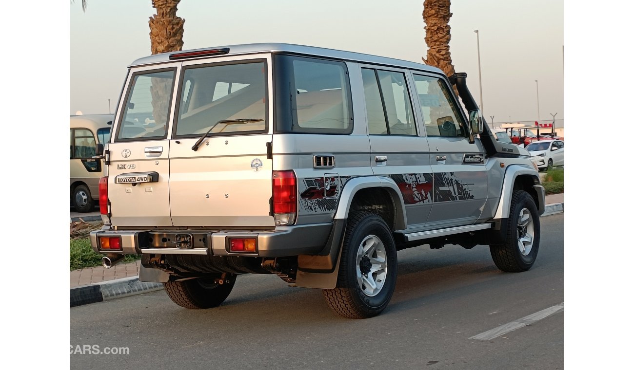 Toyota Land Cruiser Hard Top 4.5L,LX76-G,WAGON,WITH DIFFERENTIAL LOCK,WINCH FULL OPTIONS,MT,2022MY ( FOR EXPORT ONLY)