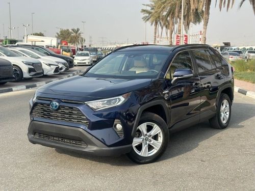 Toyota RAV4 hybrid Toyota Rav4 XLE 2020