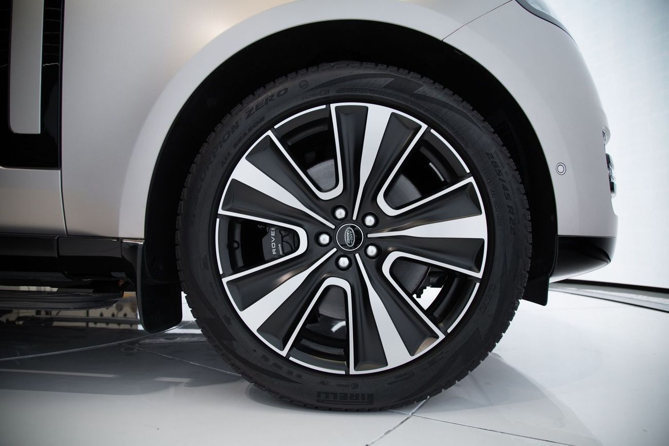 لاند روفر رينج روفر First Edition P530 4.4L