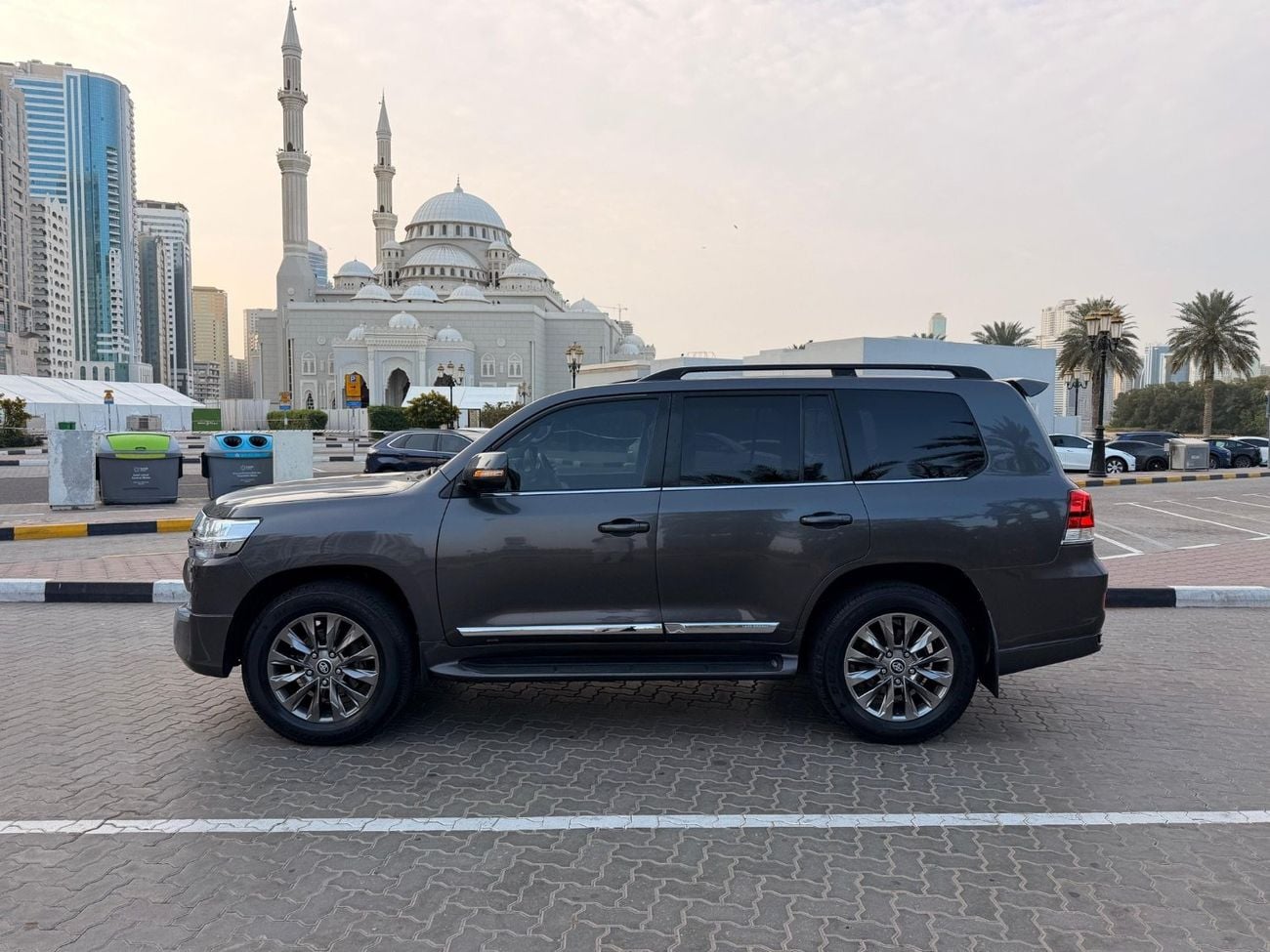 Toyota Land Cruiser Sahara Full Option Exported from Australia