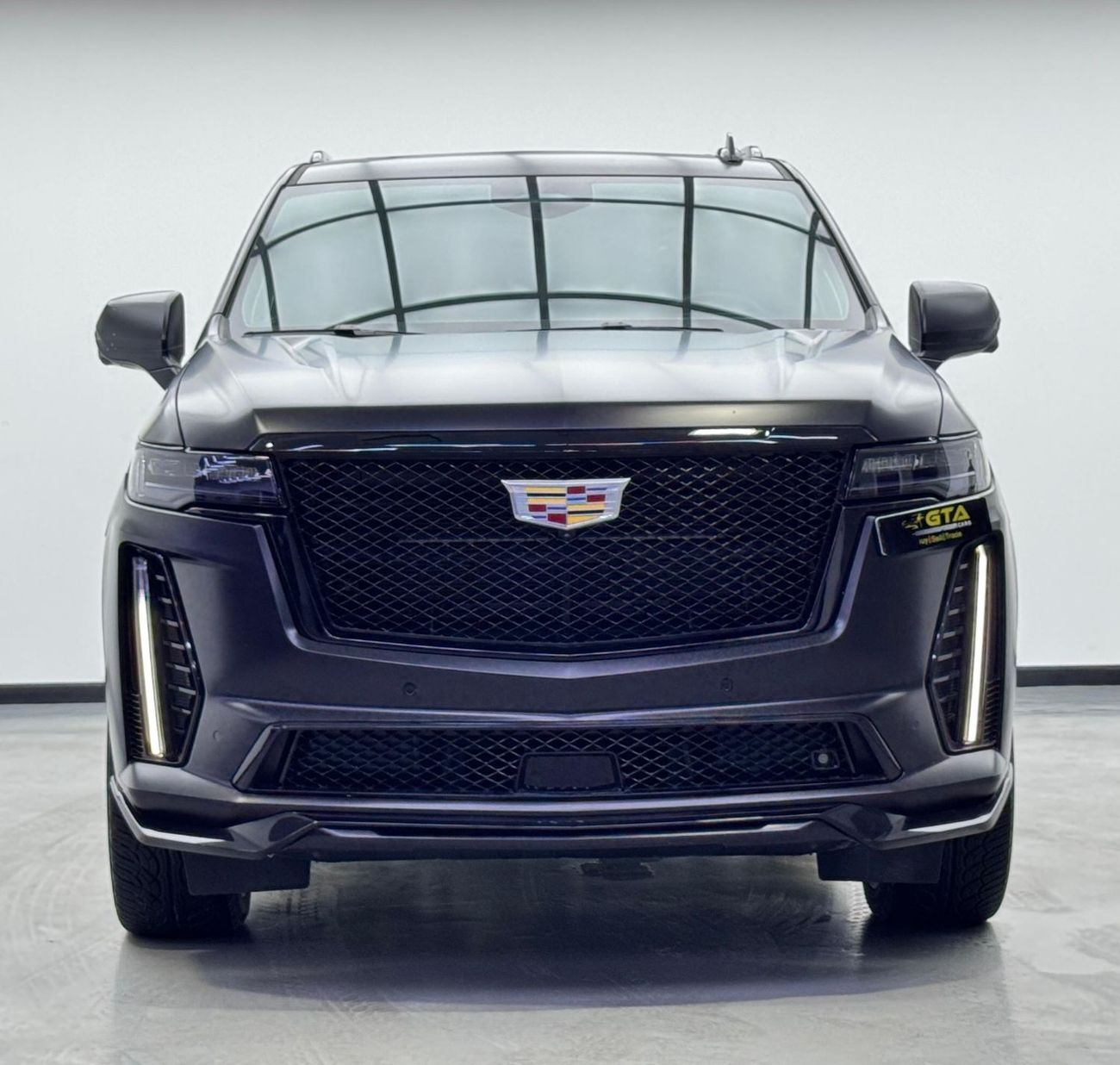 كاديلاك إسكالاد Escalade-V 6.2L 2023 Cadillac Escalade V, 2027 Cadillac Warranty + Service Contract,GCC