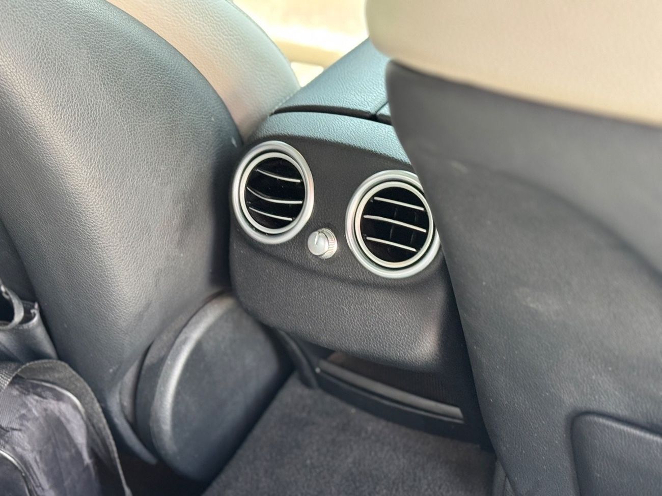 مرسيدس بنز C 200 Mercedes-Benz C200 / 2014 / Germany/ Original Paint