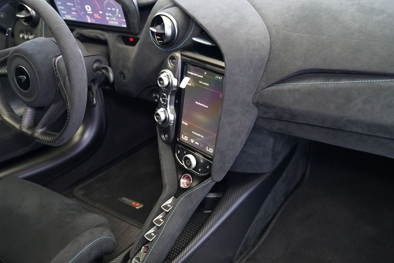 مكلارين 765LT