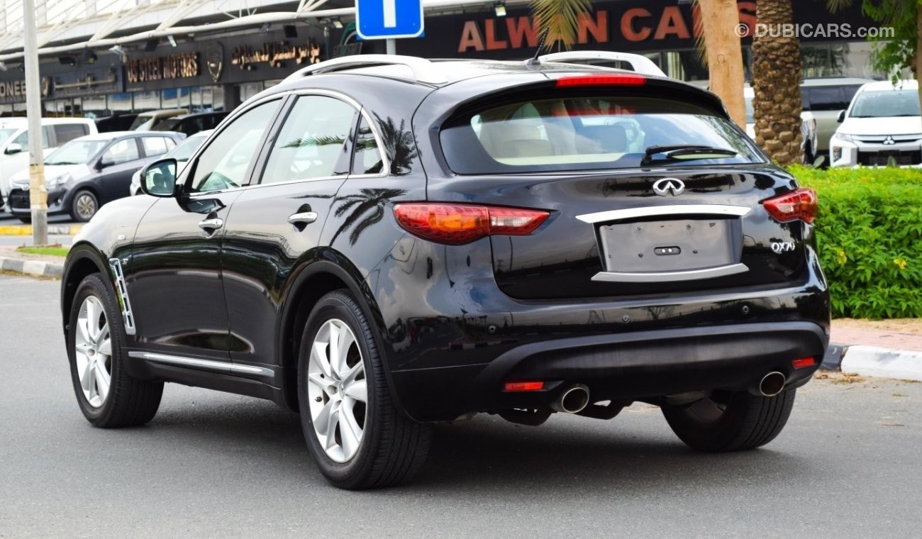 Infiniti QX70 3.7