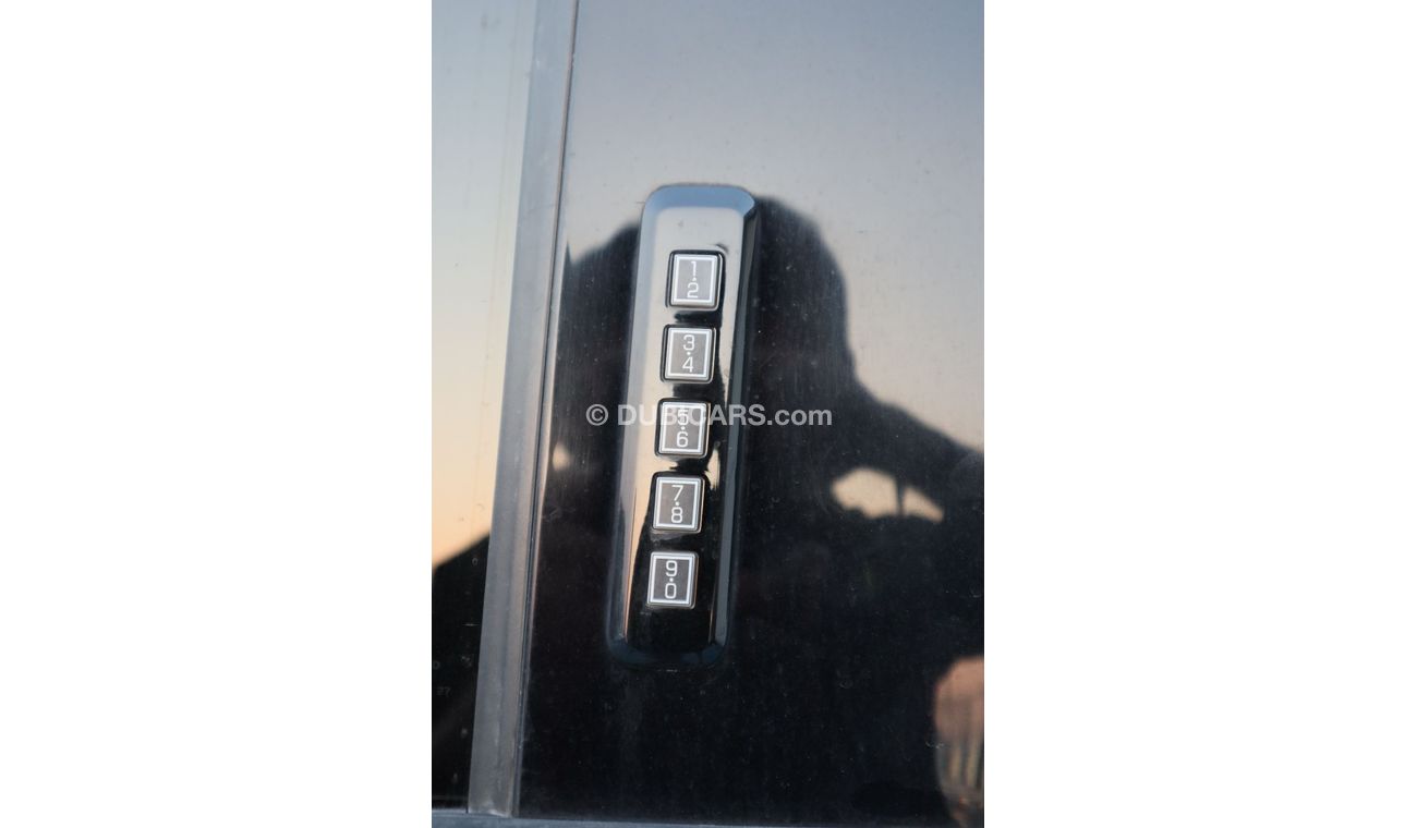 فورد F 150 SVT رابتر