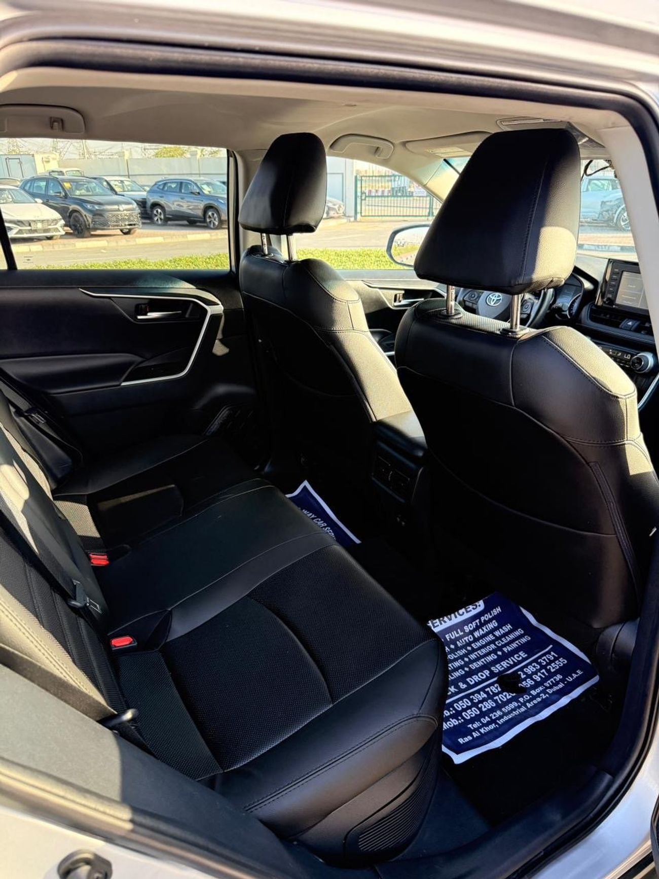 Toyota RAV4 Hybrid XLE 2.5L