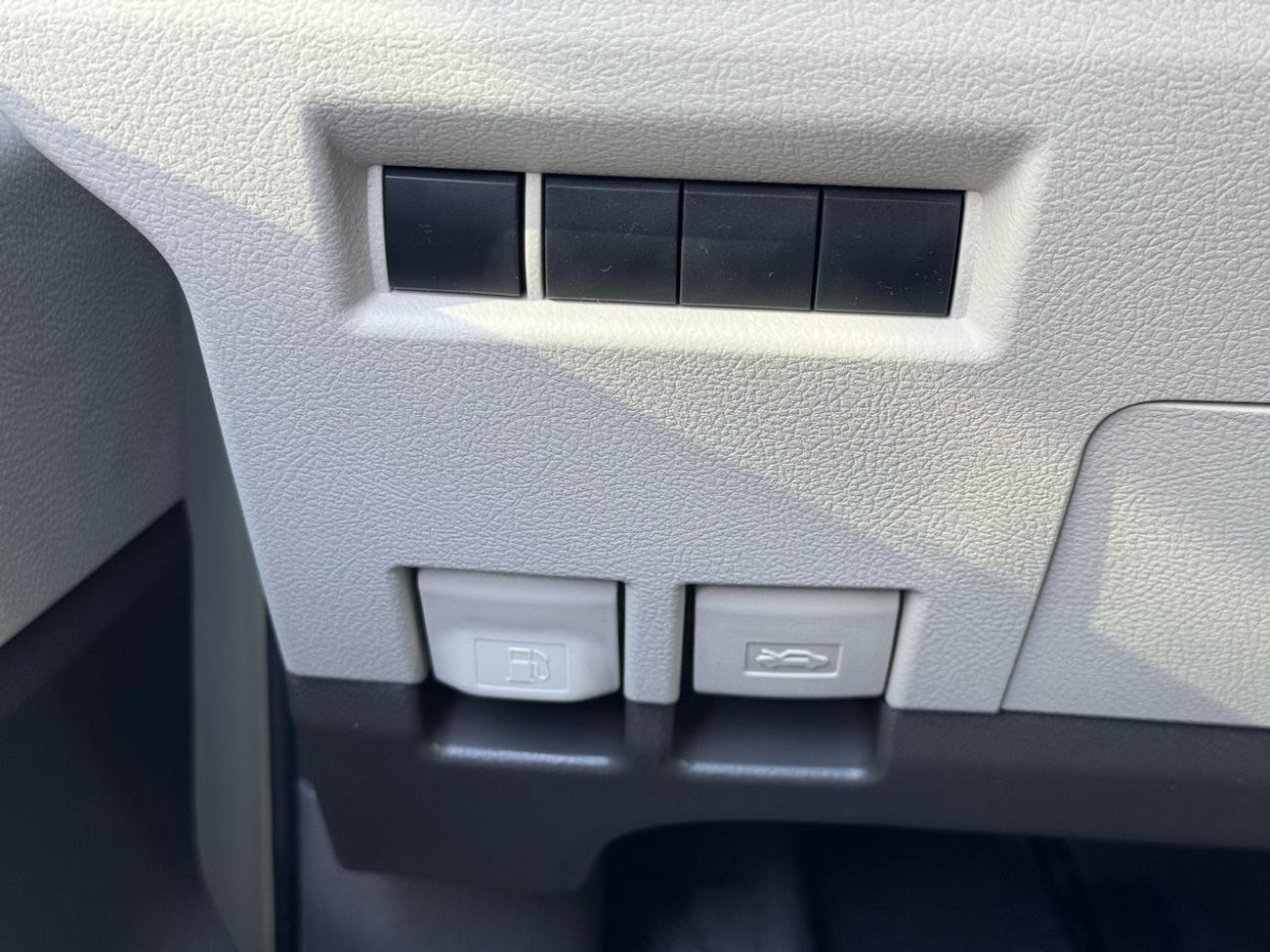 تويوتا هاياس Commuter 3.5L M/T