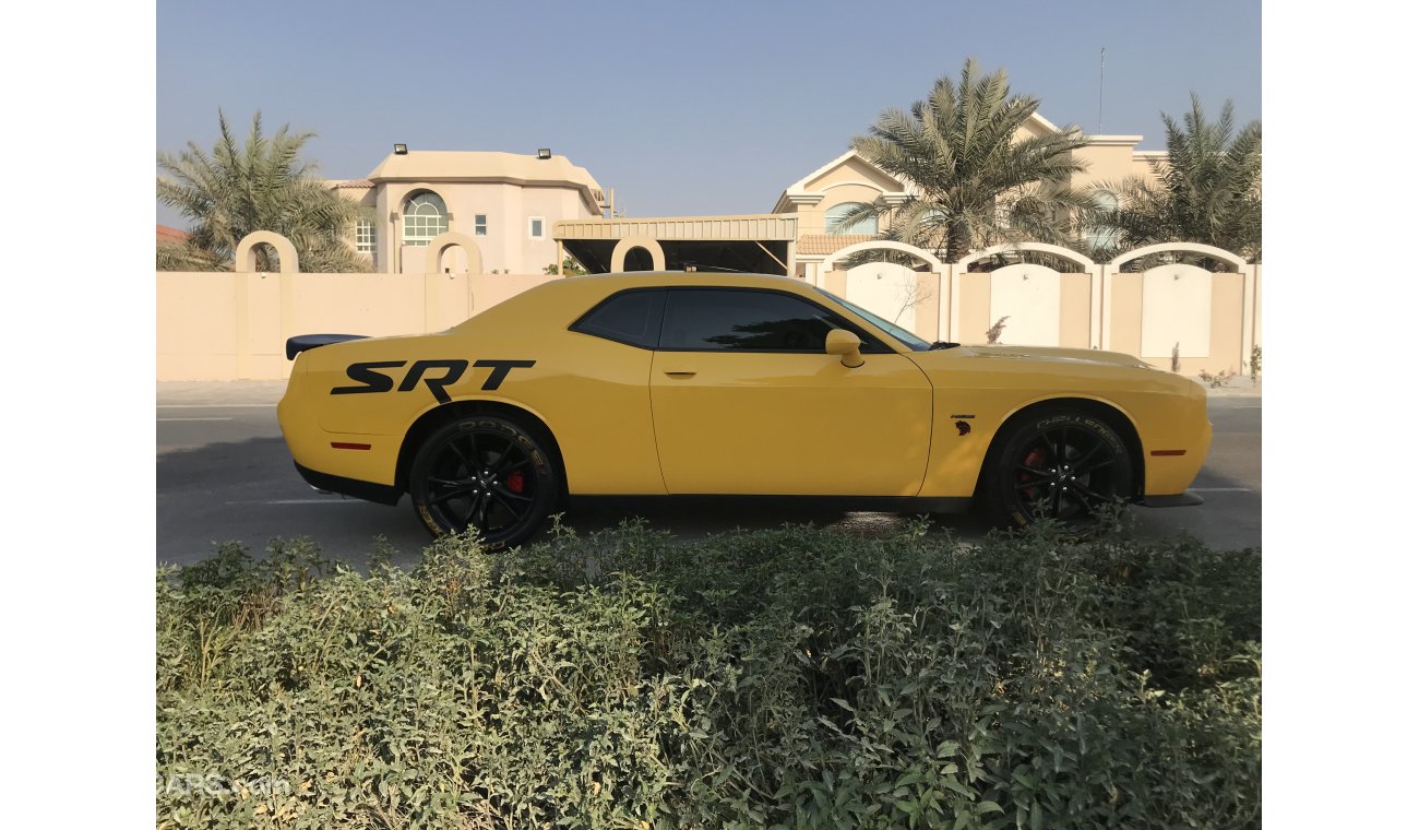 دودج تشالينجر Dodge Challenger R/T 5.7L Hemi fully loaded