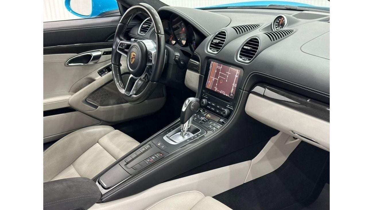 Porsche 718 Cayman 2020 Porsche 718 Cayman S, SEP 2024 Porsche Warranty, Full Porsche Service History, GCC