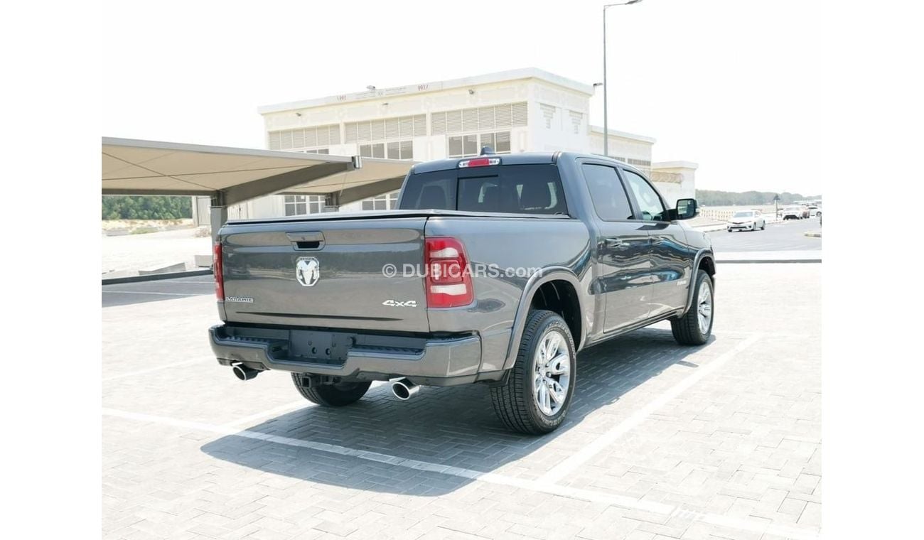 RAM 1500 Dodge RAM Laramie - 2022 - Grey