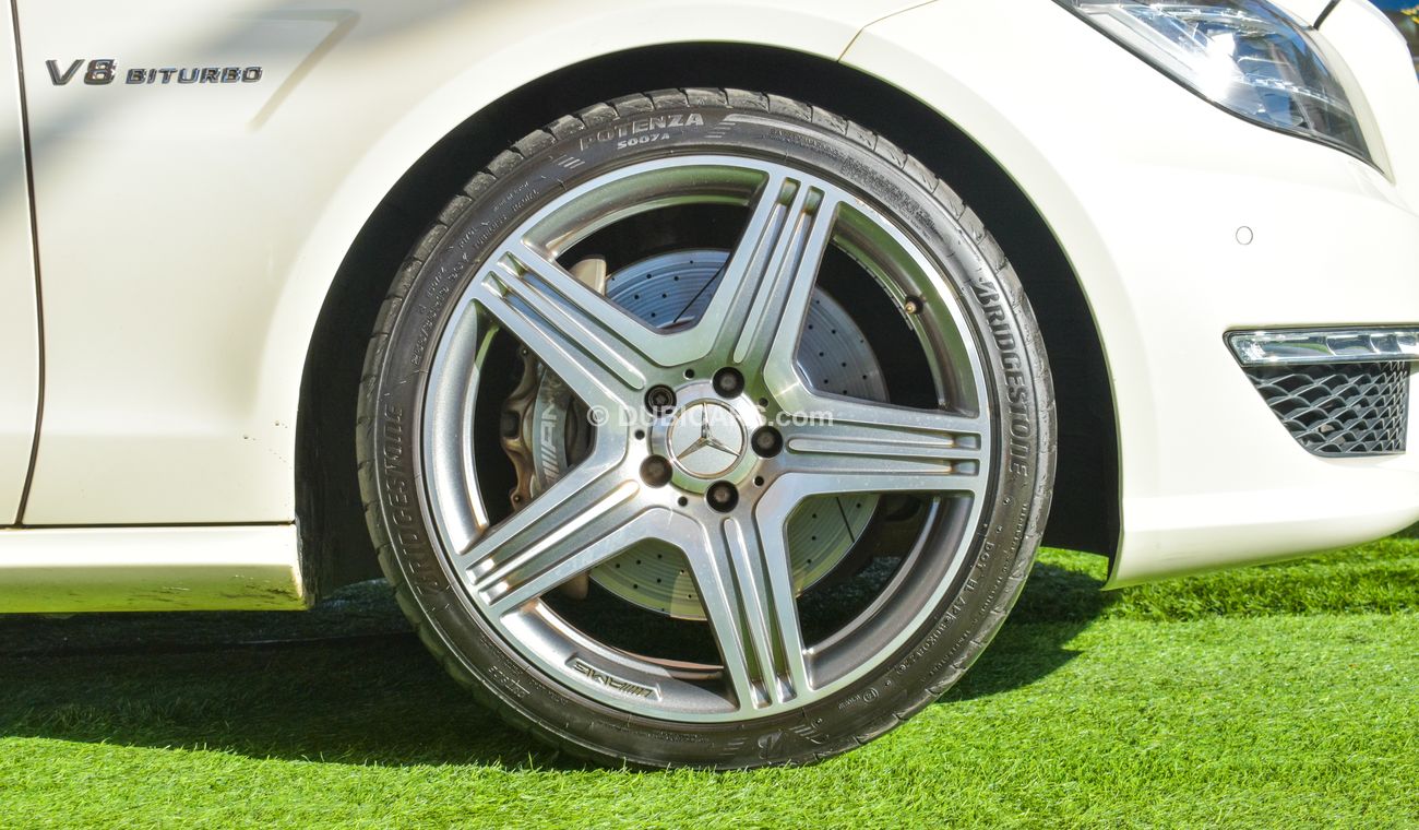 Mercedes-Benz CLS 63 AMG V8 Biturbo