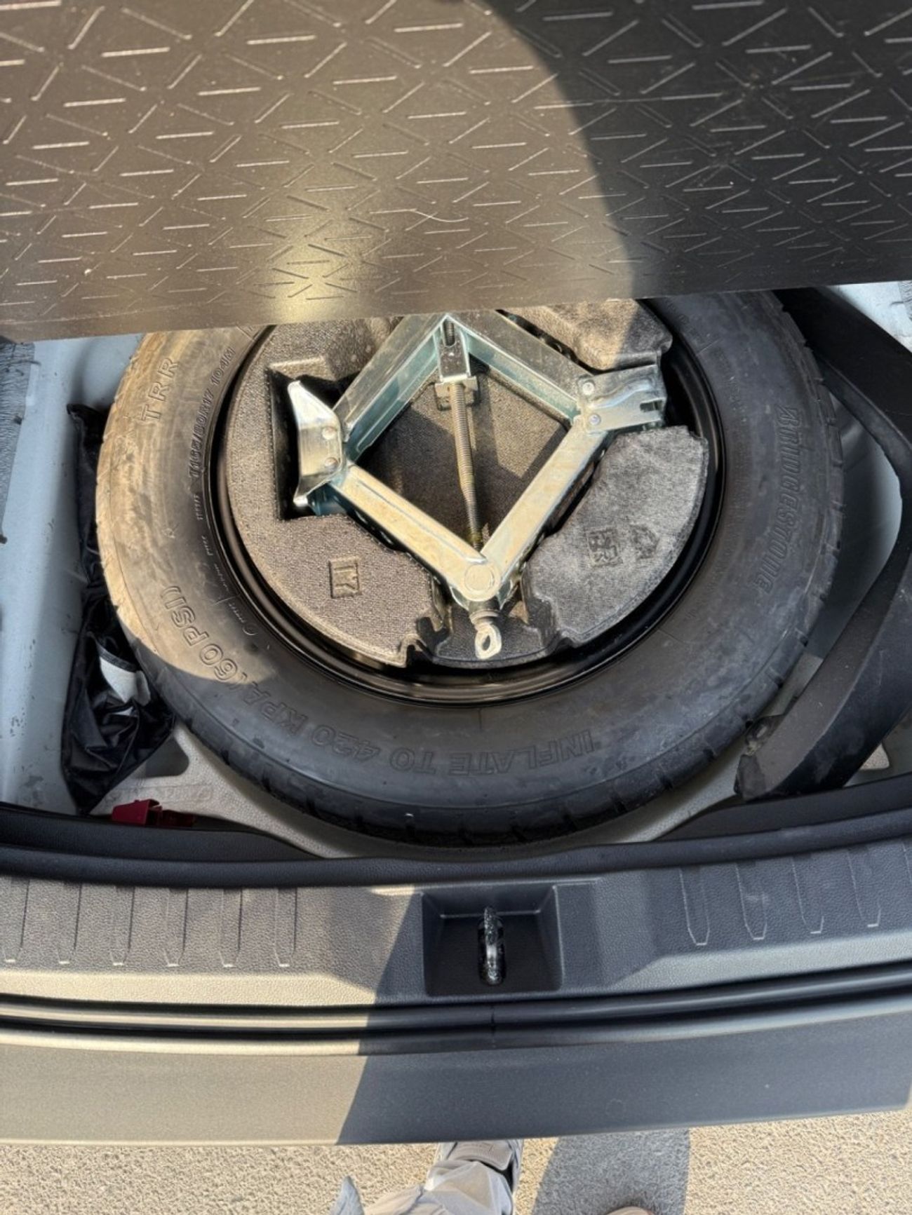 Toyota RAV4 XLE 2.5L