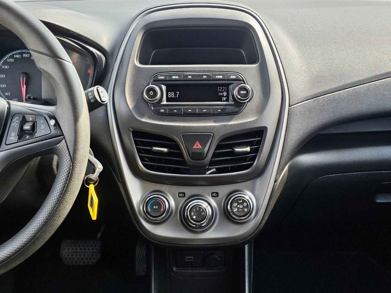 Chevrolet Spark SPARK A/T 1.4L FULL OPT // GCC / ORG KMS / ORG PAINT /  (LOT# 86888)