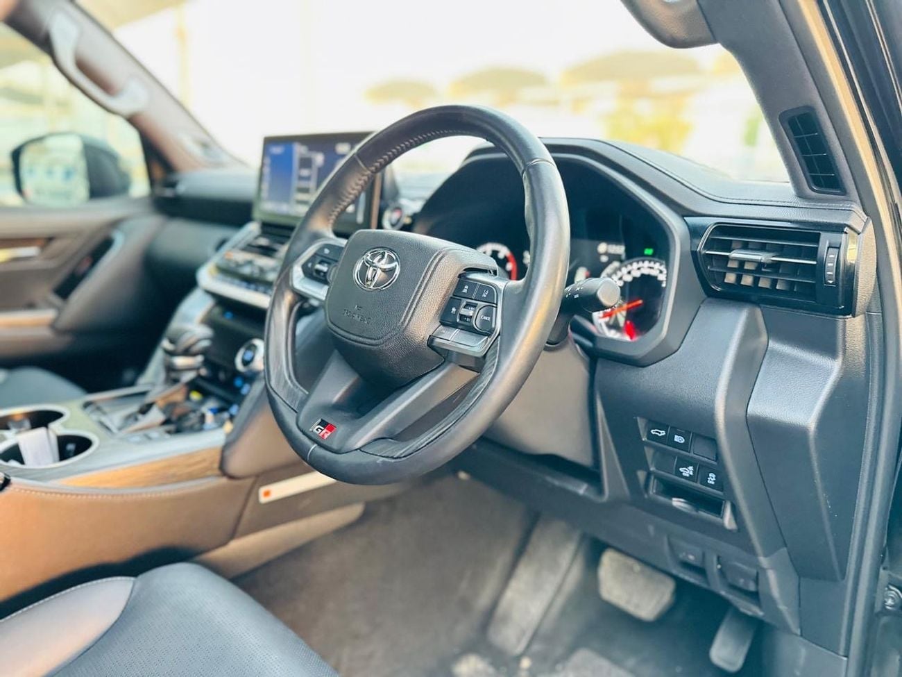 Toyota Land Cruiser GR-S 3.3L