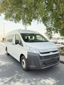 Toyota Hiace GL -High Roof Commuter 3.5L A/T