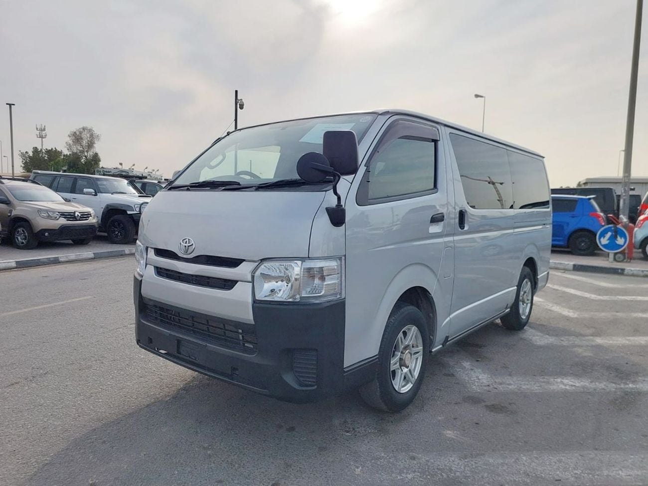 Toyota Hiace (RAMADAN OFFER) TOYOTA HIACE VAN RHD 2014 MODEL 3.0 L DIESEL AUTOMATIC(PM14281)