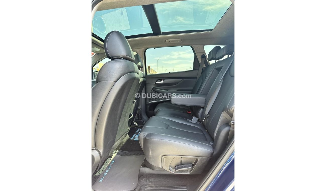 هيونداي سانتا في