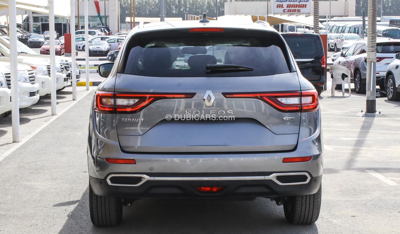 Renault Koleos 4X4 TOP OF THE RANGE 3 YEARS WARRANTY/SELF PARKING/PANORAMIC SUNROOF/BOSE SOUND SYSTEM